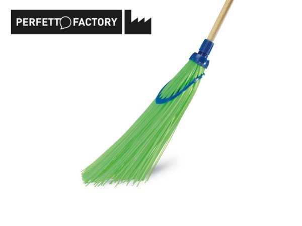 SCOPA SPAZZINA IN PLASTICA VERDE C/MANICO