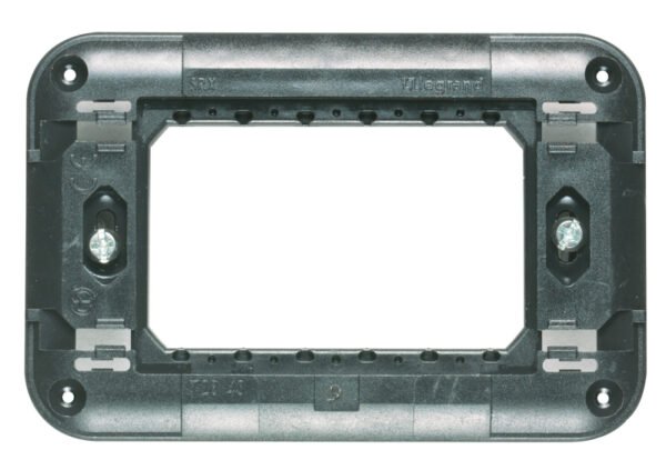 LEGRAND -SUPPORTO P/SCATOLA RETTANGOLARE 3 POSTI NERO