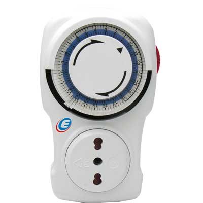 PROGRAMMATORE GIORNALIERO SPINA 16A 2P+T - PRESA 10/16 A 2P+T