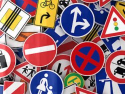 CARTELLONISTICA E SEGNALETICA