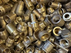 RACCORDERIA OTTONE/GHISA/ZINC.